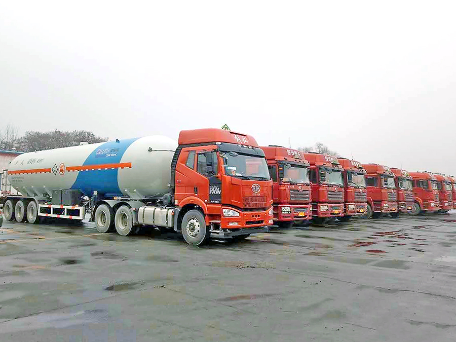 液氨罐車(chē)